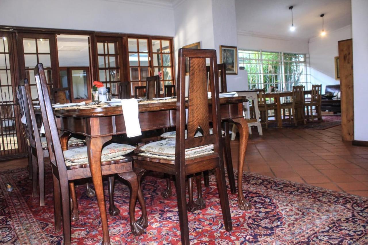 Villa Jana Guesthouse Pretoria-Noord Exteriör bild