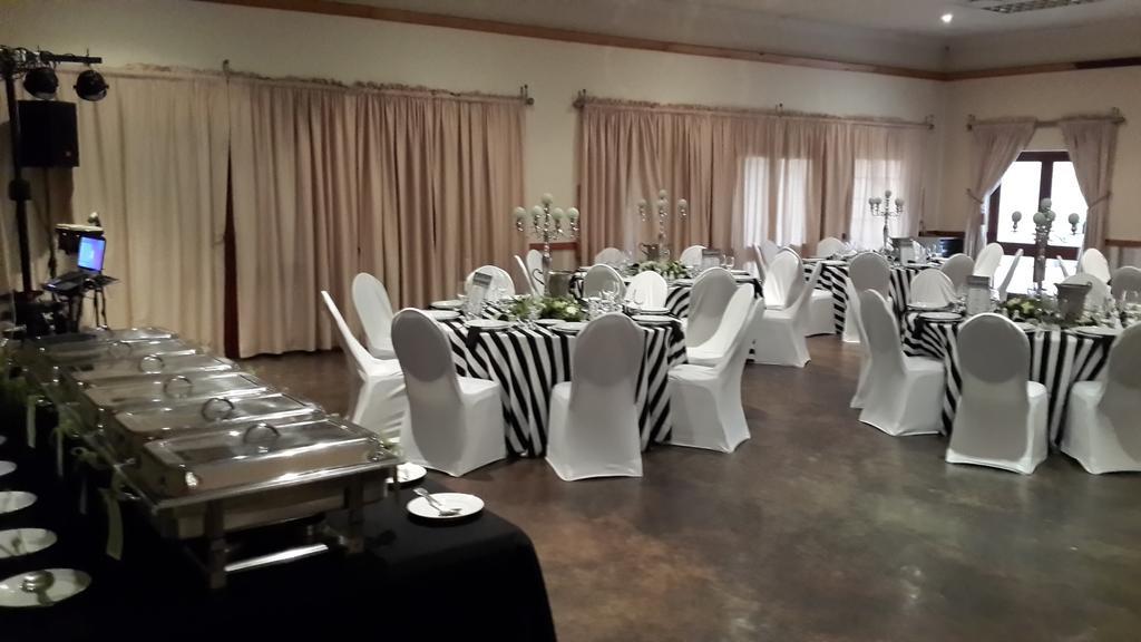 Villa Jana Guesthouse Pretoria-Noord Exteriör bild