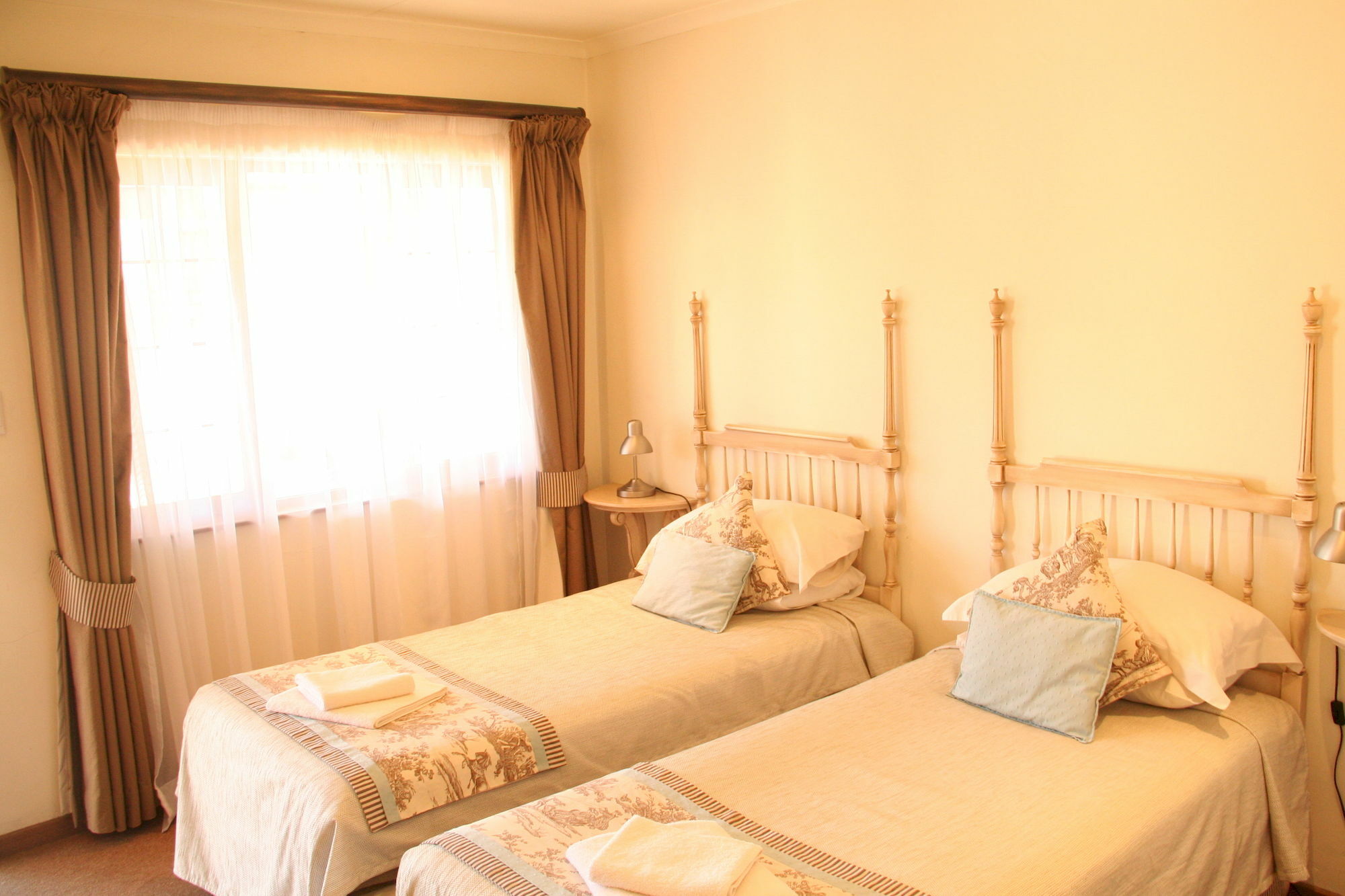 Villa Jana Guesthouse Pretoria-Noord Exteriör bild