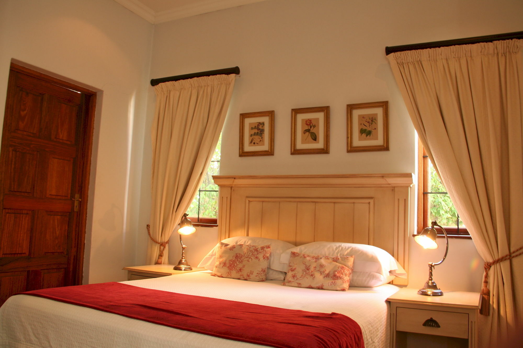 Villa Jana Guesthouse Pretoria-Noord Exteriör bild
